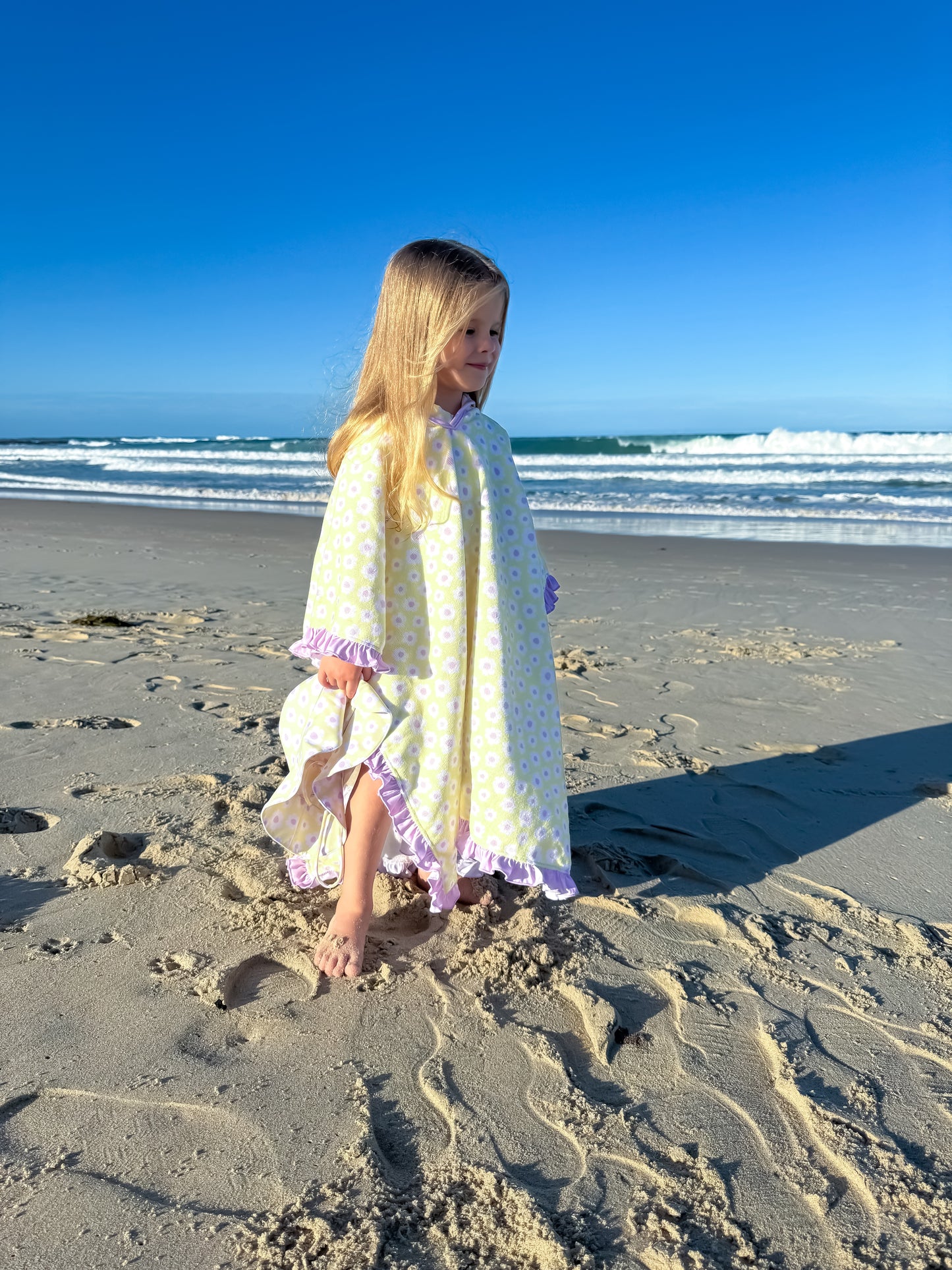 Bella Ruffle Hooded Towel